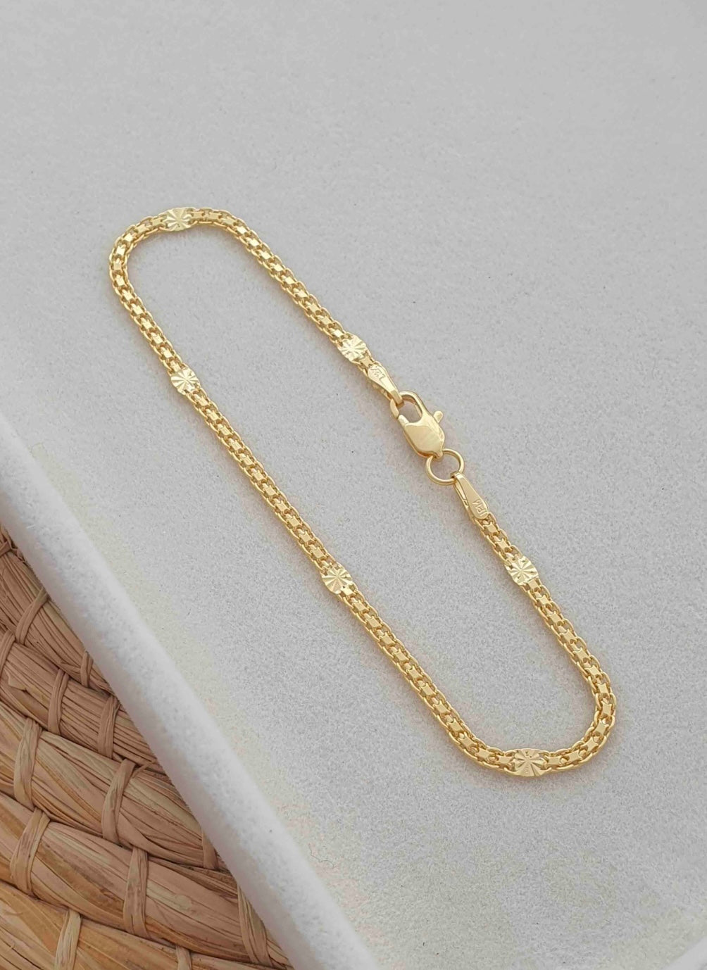 Pulsera Chinesca Con Destello | 18 cm