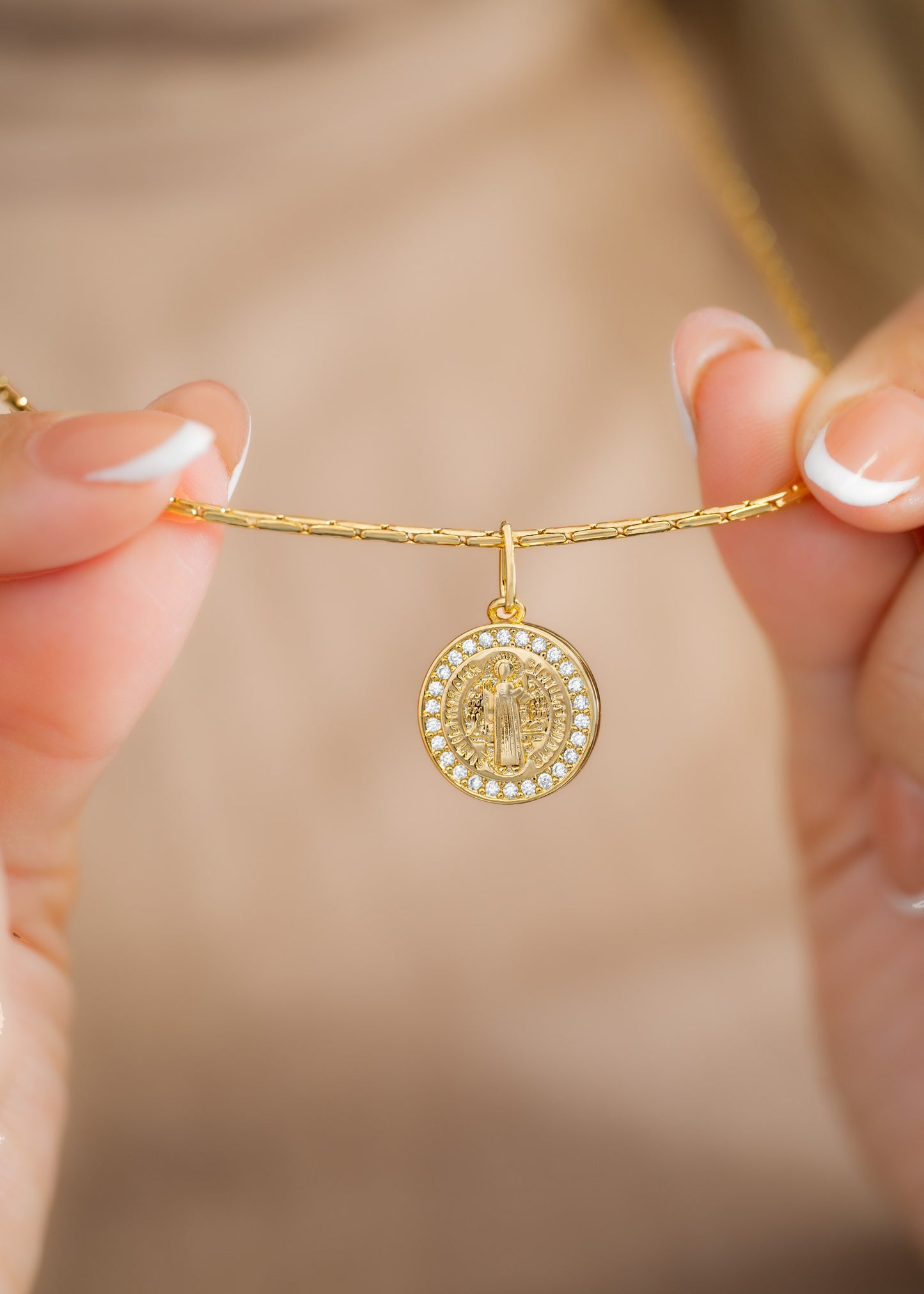 Dije San Benito Red Circonia