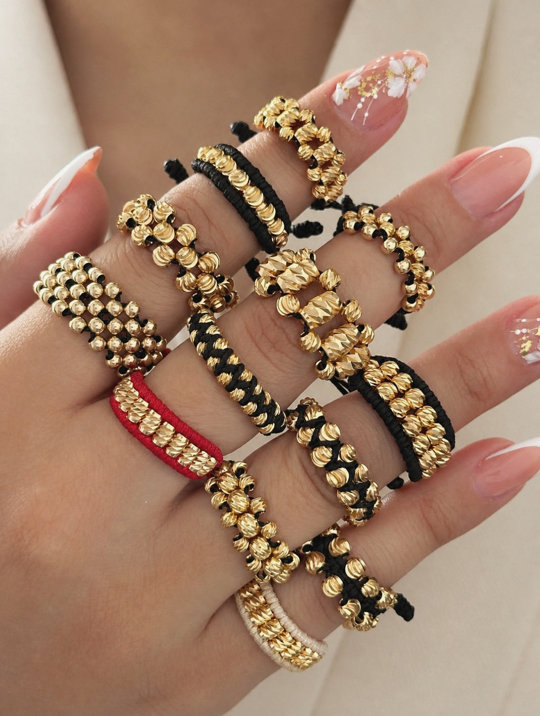 Anillos tejidos
