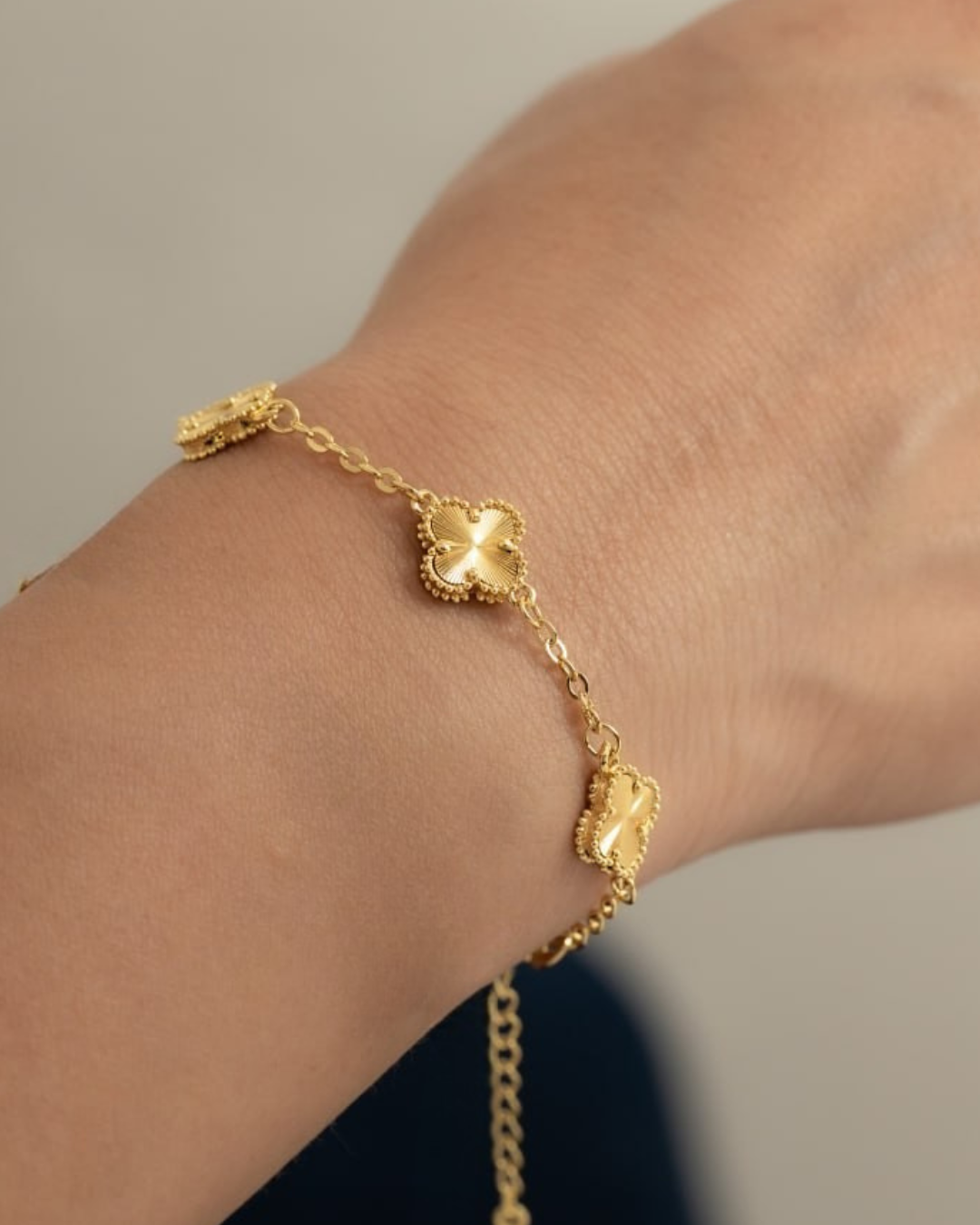 Pulsera Clover Dorada | 15 Cm