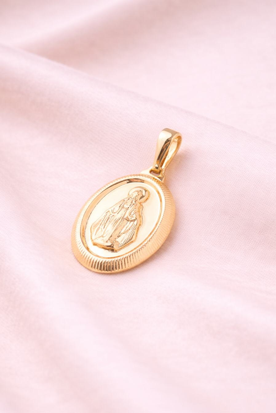 Dije Milagrosa Devoción