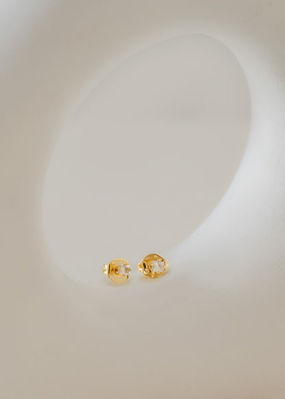 Arete Mini Circón Cuadrado
