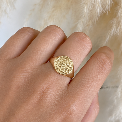 Anillo San Benito Protector