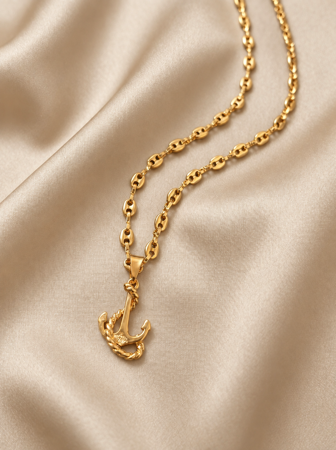 Dije Ancla Dorada